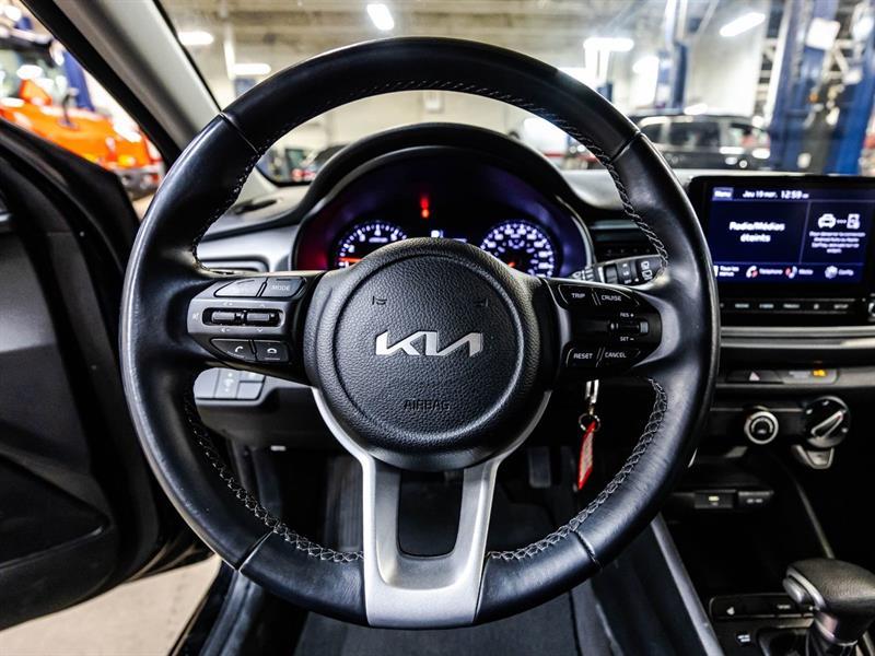 2023 Kia Rio - Image 21