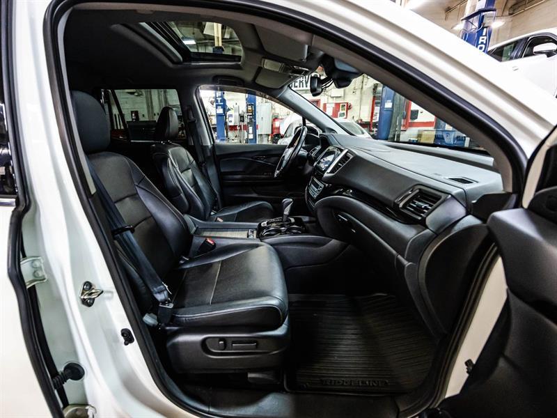 2017 Honda Ridgeline - Image 18