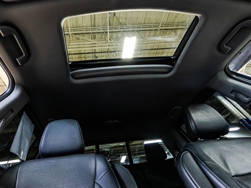 2017 Honda Ridgeline - Image 19