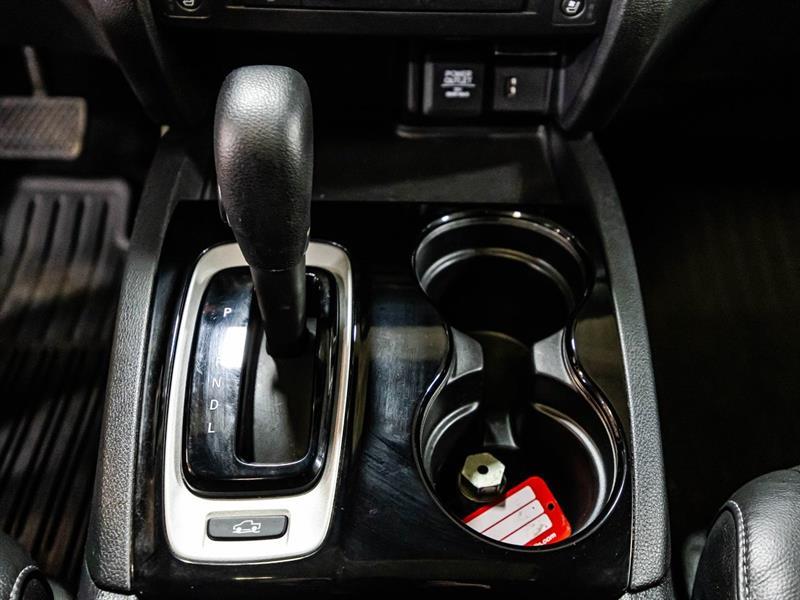 2017 Honda Ridgeline - Image 26