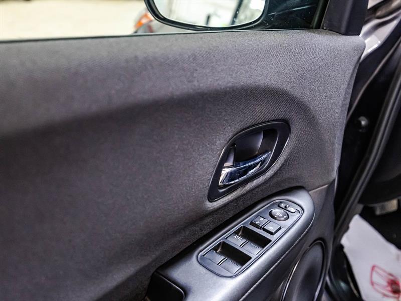 2021 Honda HR-V - Image 11