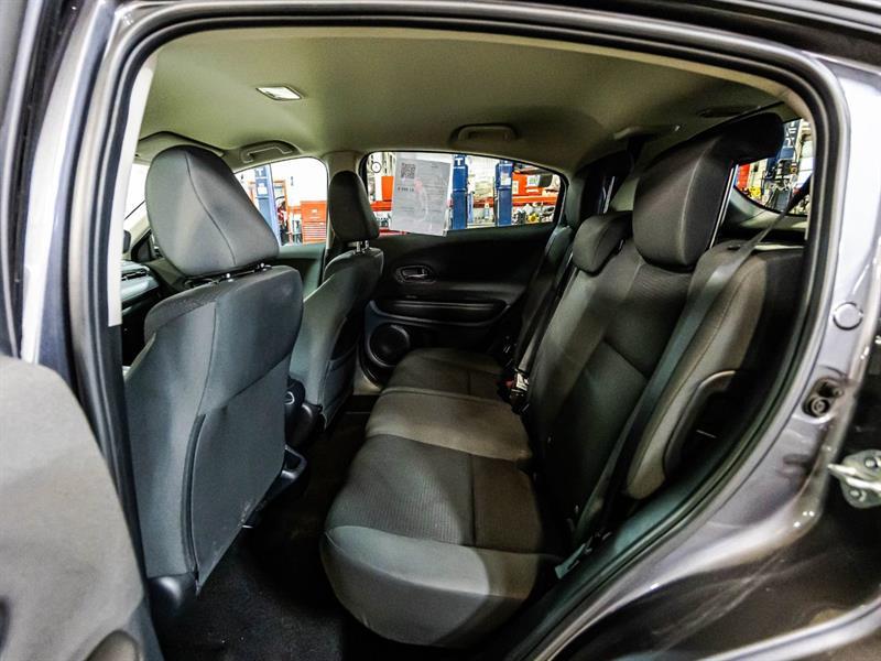 2021 Honda HR-V - Image 13