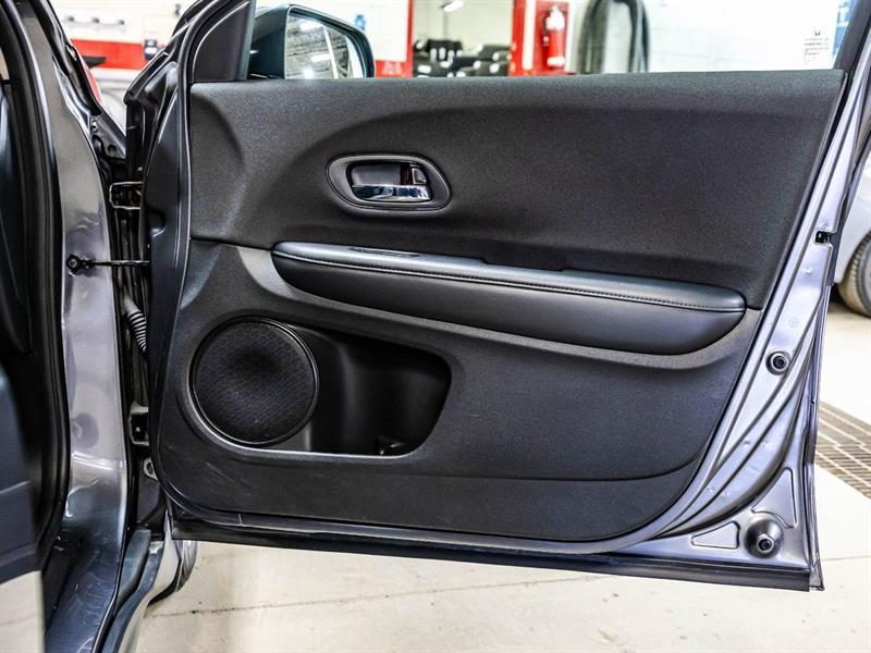 2021 Honda HR-V - Image 16