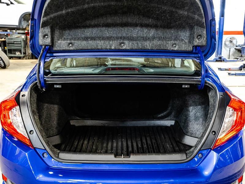 2018 Honda Civic - Image 16