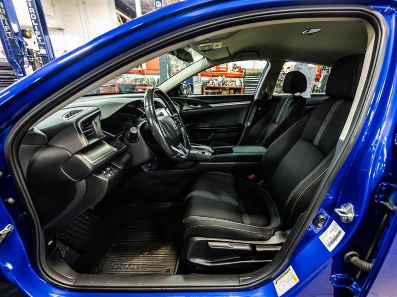 2018 Honda Civic - Image 19