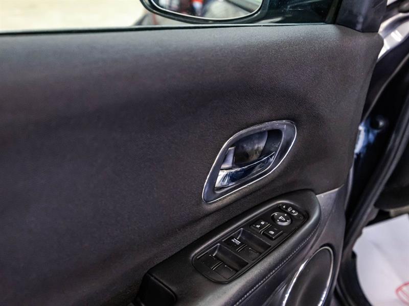 2016 Honda HR-V - Image 12