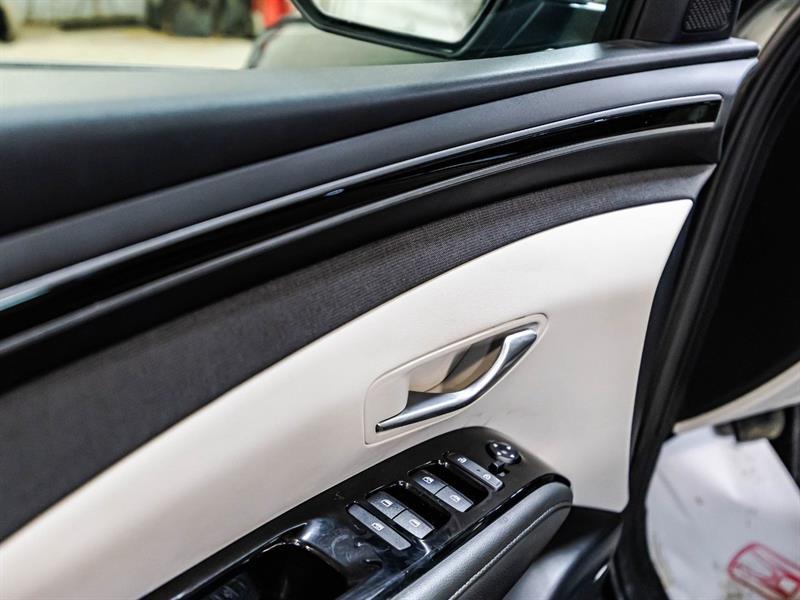 2022 Hyundai Tucson - Image 12