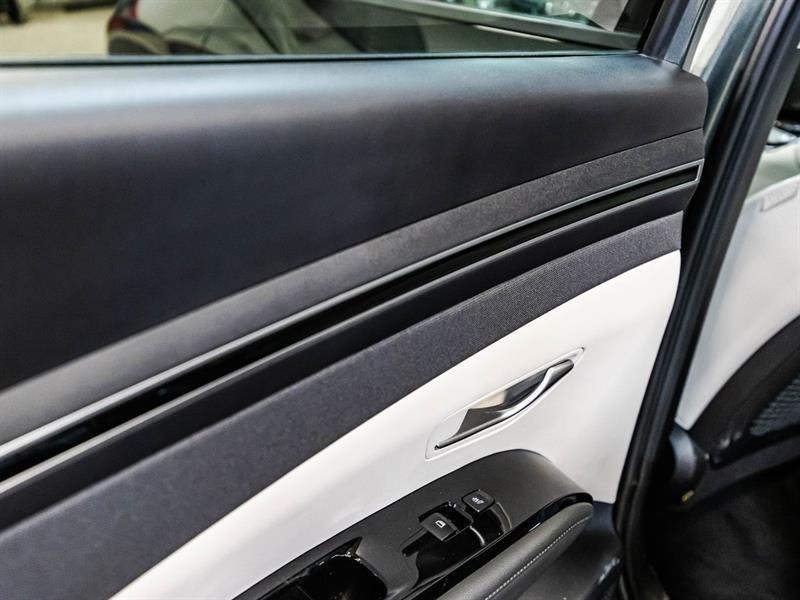 2022 Hyundai Tucson - Image 13