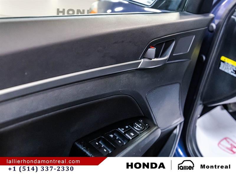 2018 Hyundai Elantra - Image 11