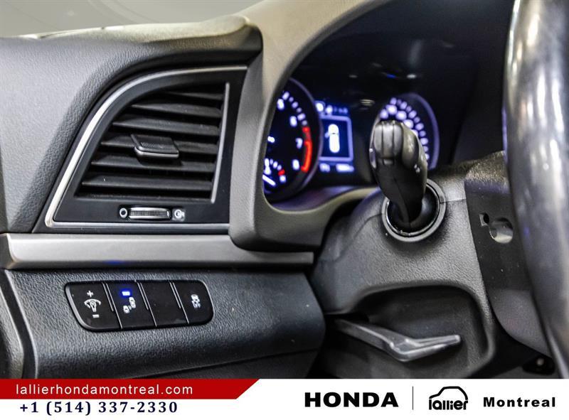 2018 Hyundai Elantra - Image 20