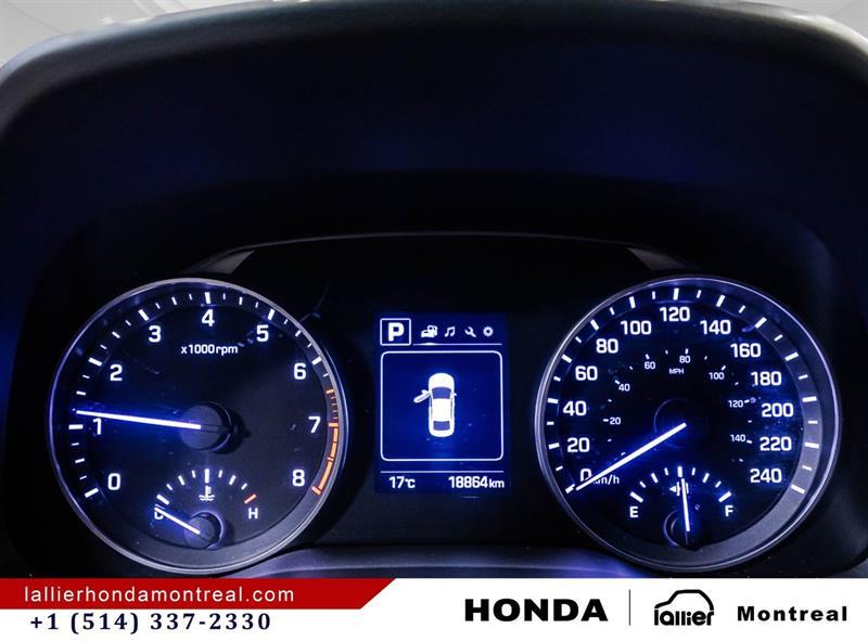 2018 Hyundai Elantra - Image 22