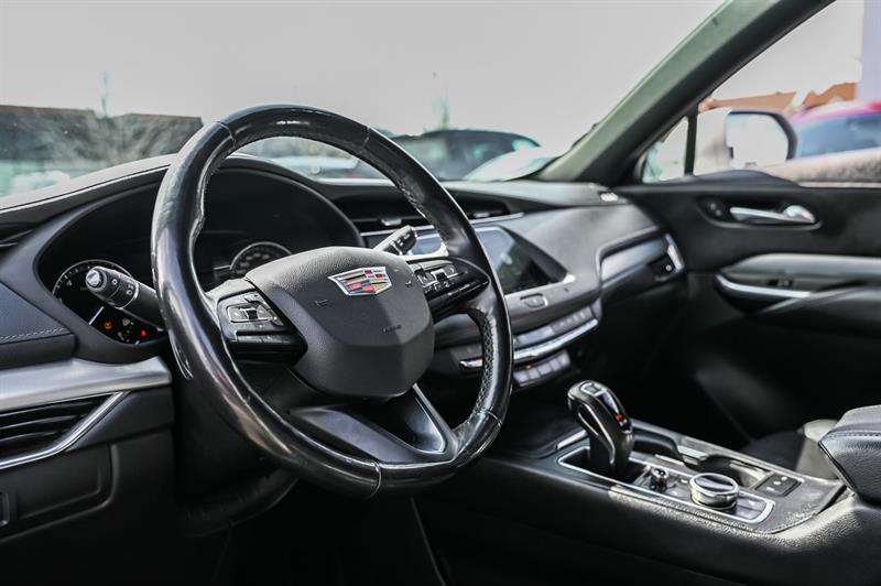 cadillac XT4 2019 - 13