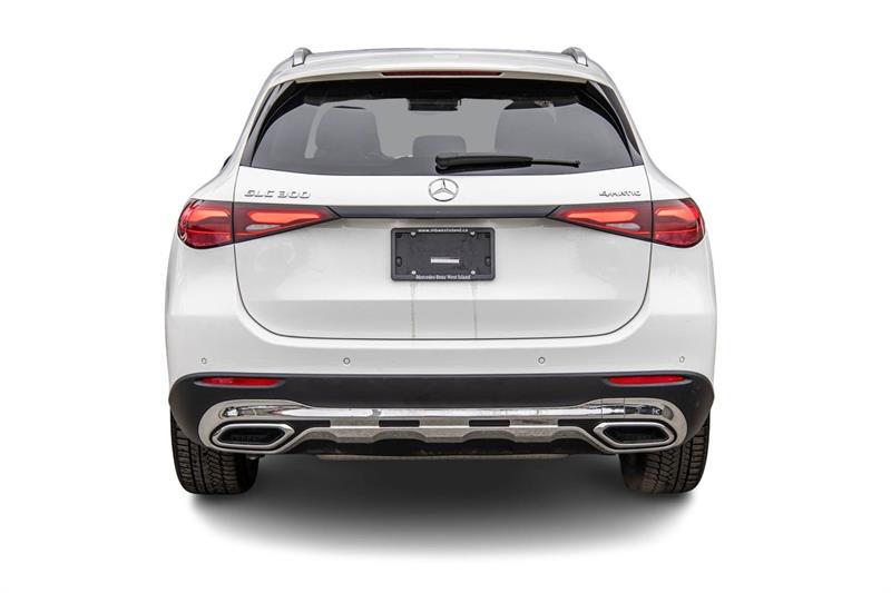 mercedes-benz GLC300 2024 - 8