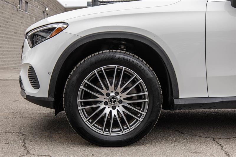 mercedes-benz GLC300 2024 - 12