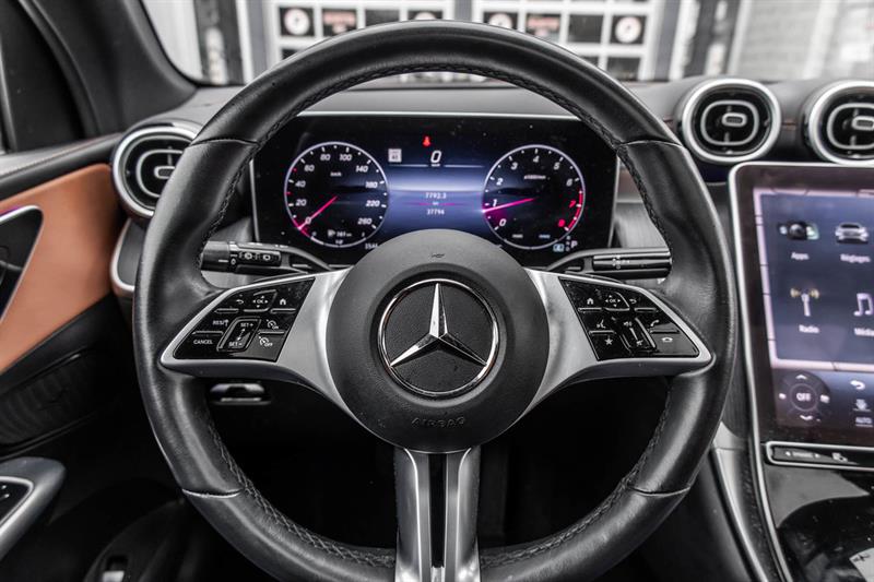 mercedes-benz GLC300 2024 - 25