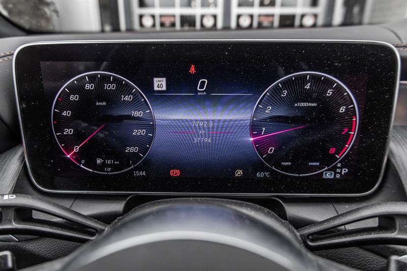 mercedes-benz GLC300 2024 - 26