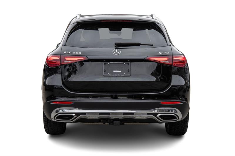 mercedes-benz GLC300 2023 - 8