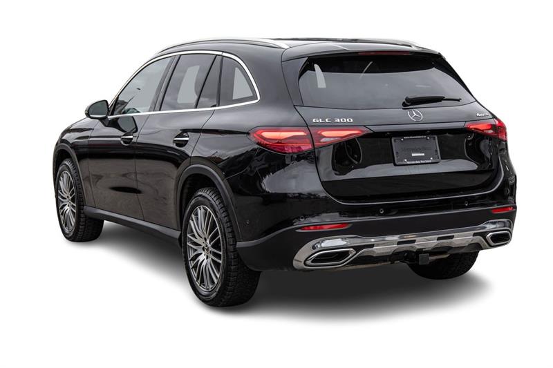 mercedes-benz GLC300 2023 - 10