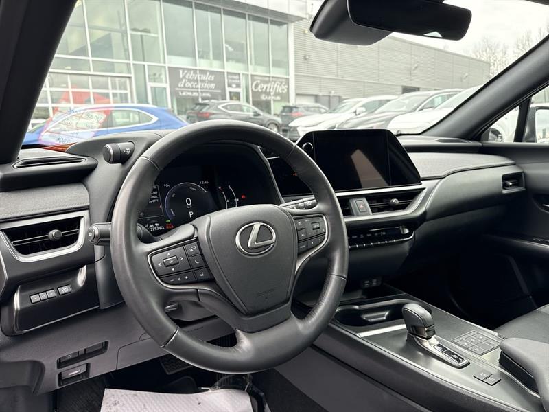 lexus UX 2025 - 18