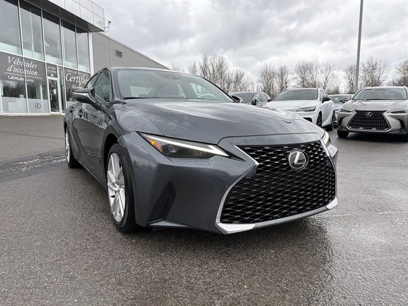 lexus IS 300 2024 - 3