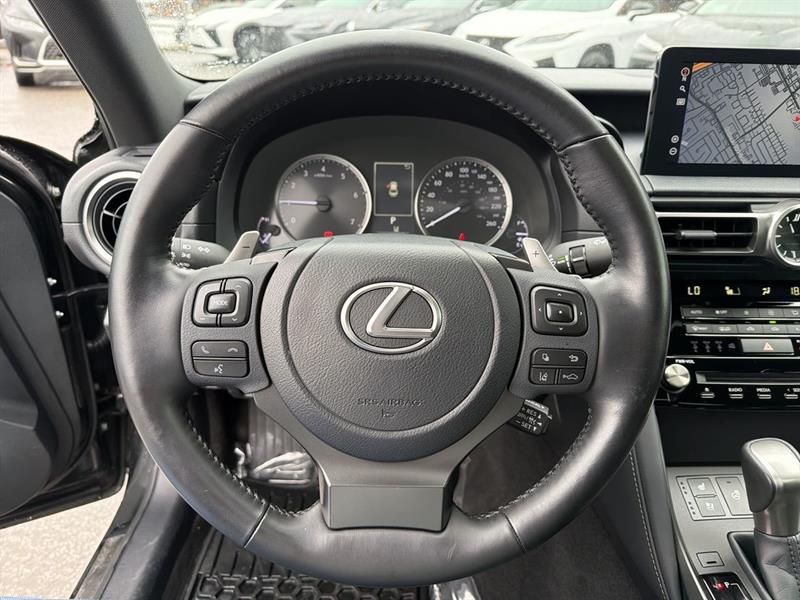 lexus IS 300 2021 - 22
