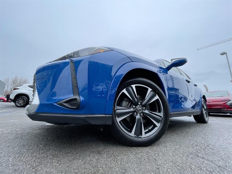 lexus UXH 2025 - 18