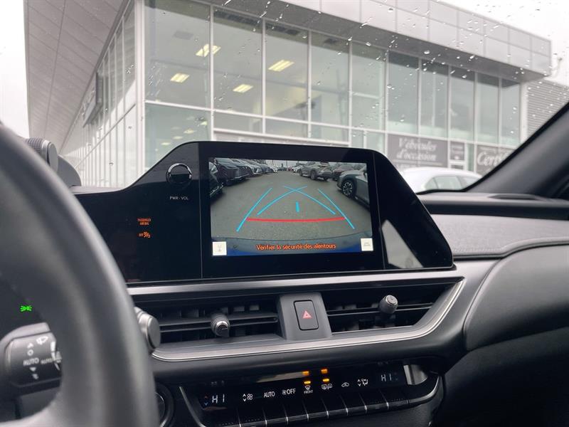 lexus UXH 2025 - 25