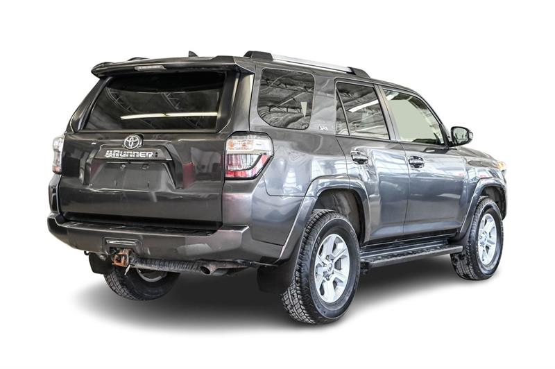 toyota 4Runner 2023 - 10