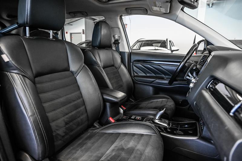 mitsubishi Outlander PHEV 2020 - 37
