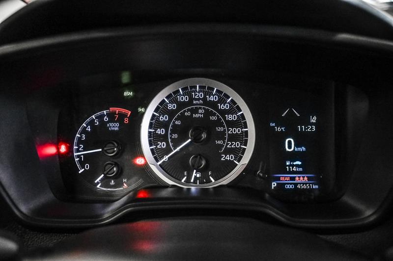 toyota Corolla 2021 - 18