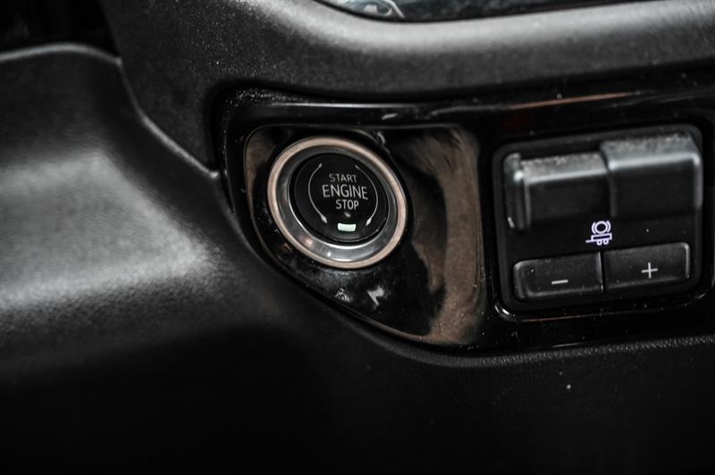 chevrolet Silverado 1500 2023 - 26