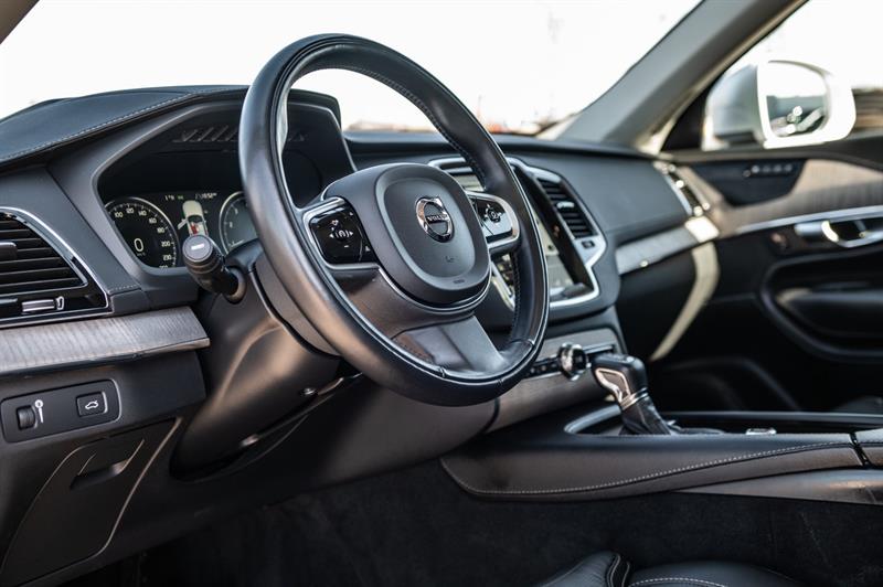 volvo XC90 2022 - 18