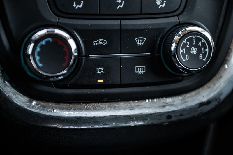 buick ENCORE CONVENIENCE 2015 - 22