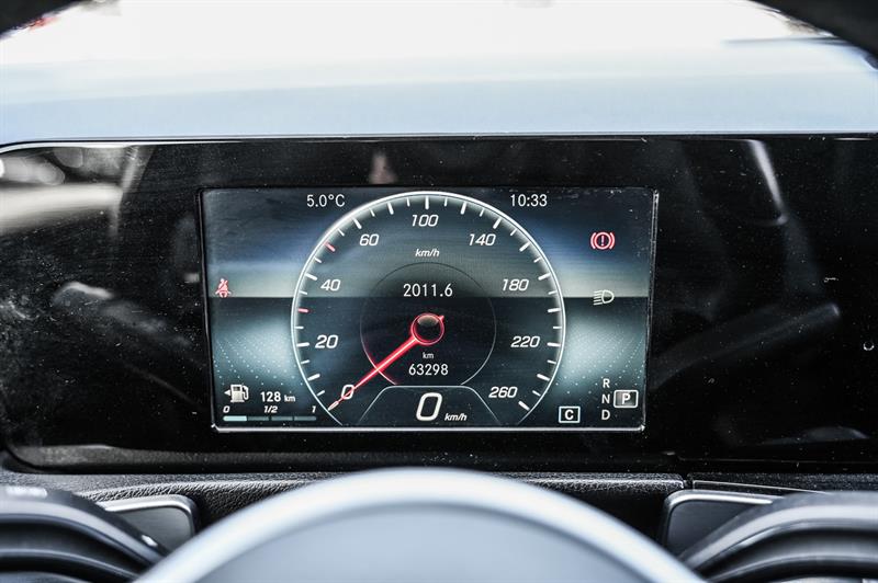 mercedes-benz GLB 2021 - 18