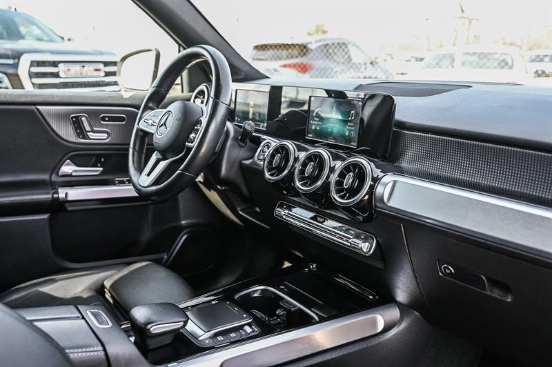 mercedes-benz GLB 2021 - 24