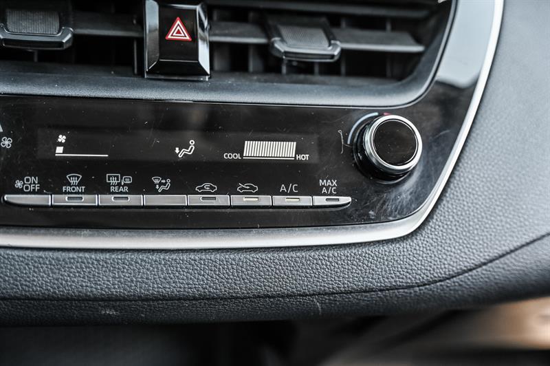 toyota Corolla 2020 - 18