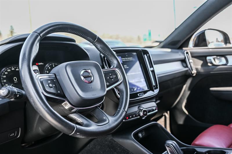 volvo XC40 2020 - 16