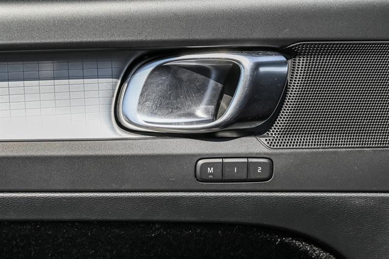 volvo XC40 2020 - 17