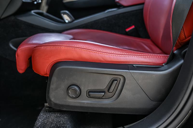 volvo XC40 2020 - 18