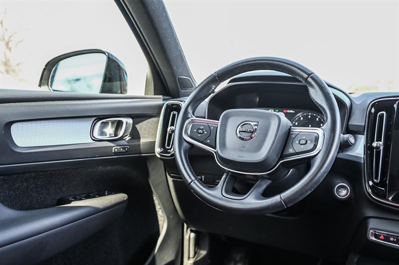 volvo XC40 2020 - 28
