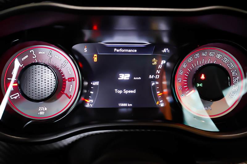 dodge Challenger 2022 - 16
