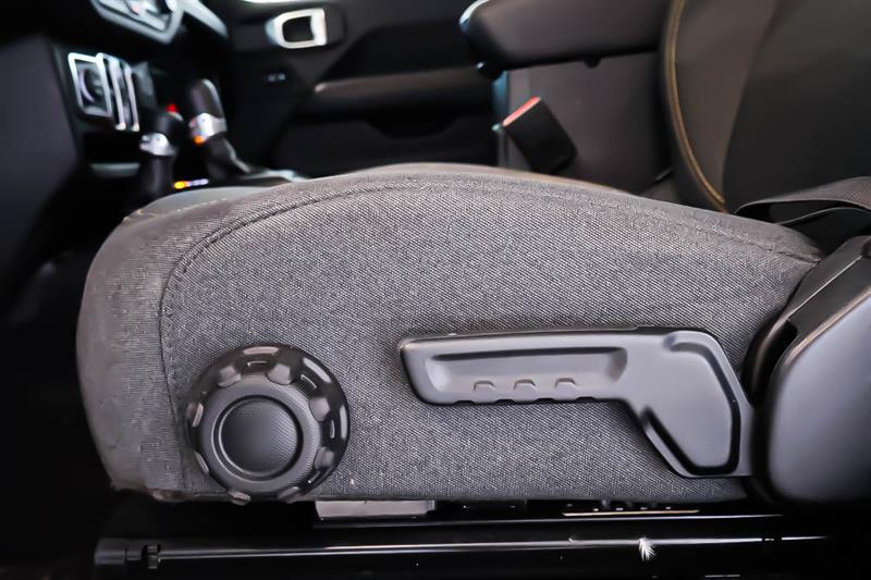jeep Wrangler 2025 - 11