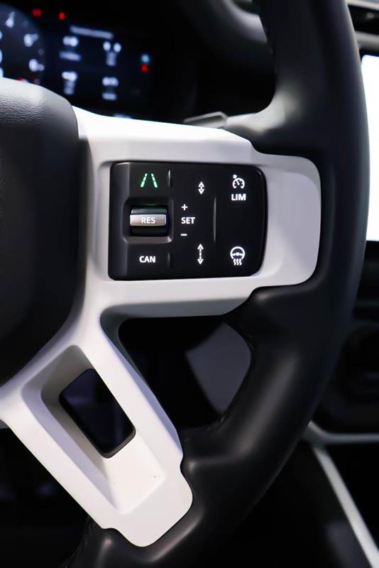 land rover Defender 2025 - 18
