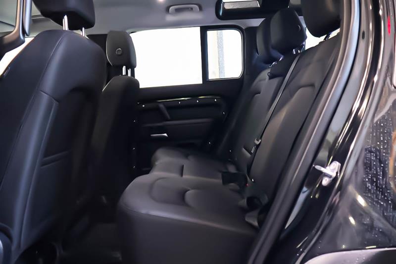 land rover Defender 2025 - 27