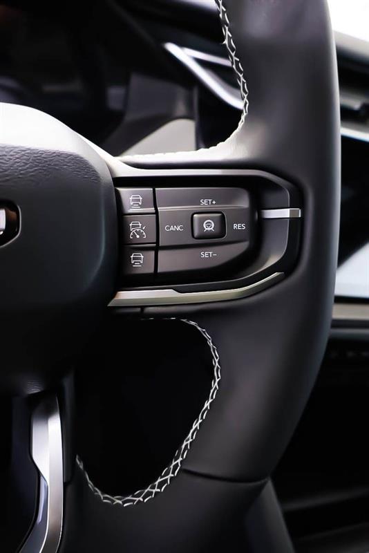 jeep Cherokee 2026 - 13