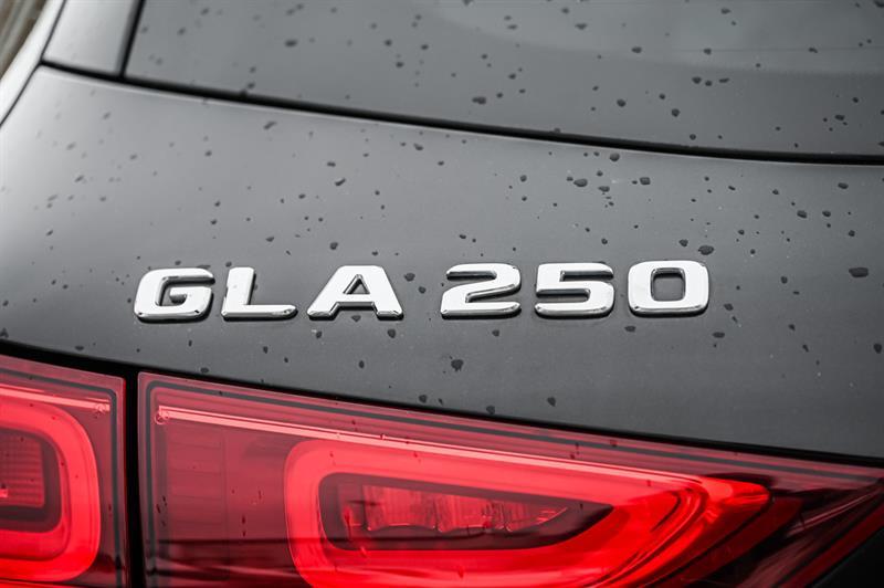 2022 Mercedes-Benz GLA - Image 14