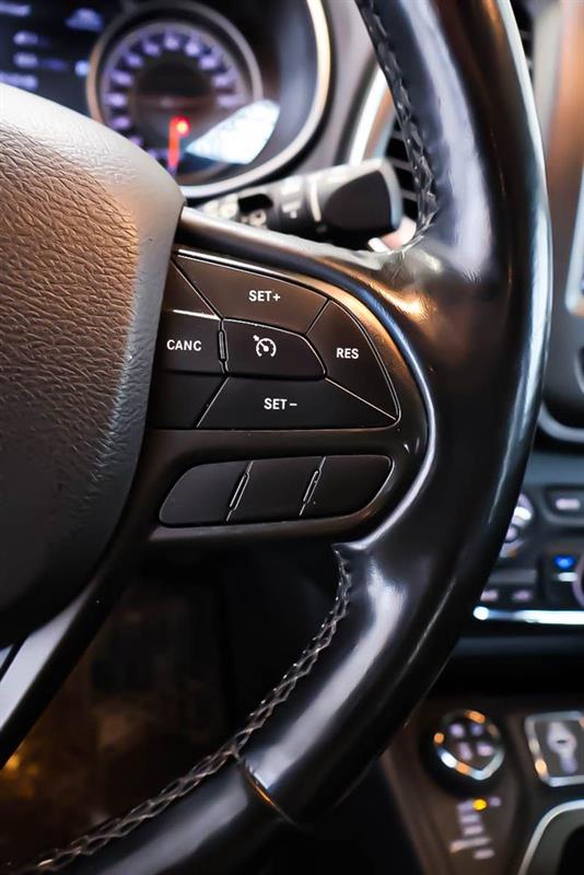 jeep Cherokee 2020 - 17