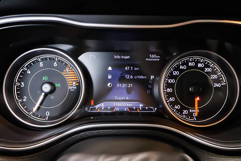 jeep Cherokee 2020 - 18