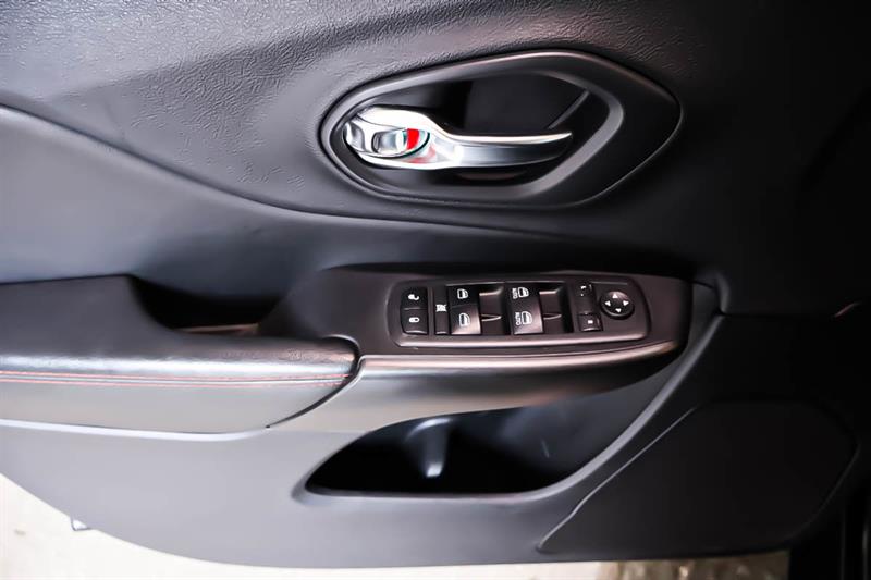 jeep Cherokee 2020 - 26