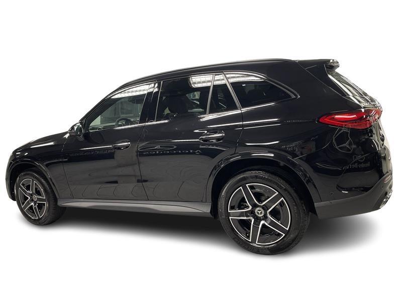 2023 Mercedes-Benz GLC - Image 8